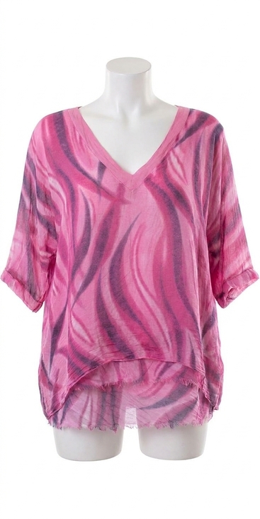 GIGI MODA Tops - NEW GIGI MODA diana wave print v-neck blouse in hot pink